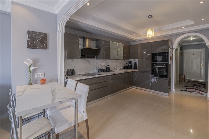 Cozy 2+1 apartment in Konakli district 