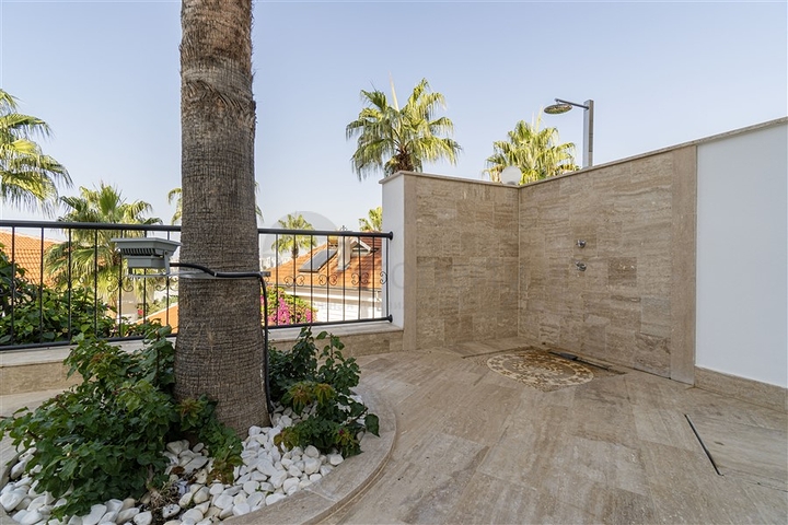 4+1 villa in Kargicak area