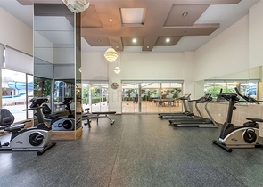 Spacious 4+1 penthouse in a popular residential complex in the Cikcilli area