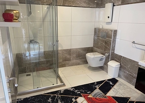 Spacious 4+1 penthouse in a popular residential complex in the Cikcilli area