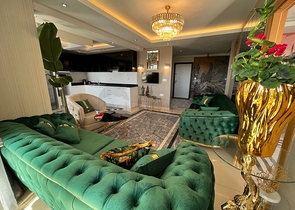 Spacious 4+1 penthouse in a popular residential complex in the Cikcilli area