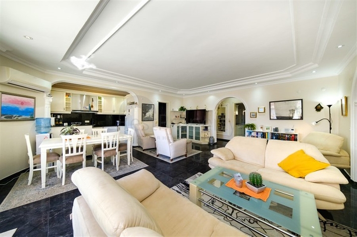 2+1 private villa in Mahmutlar area just 900m from the Mediterranean Sea