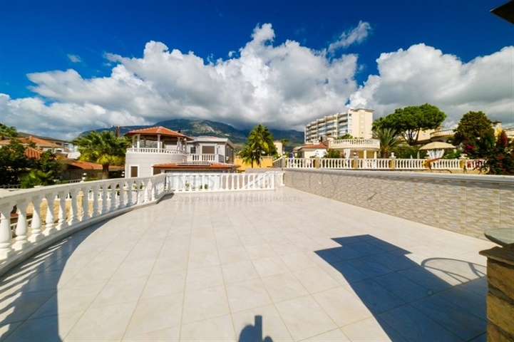 2+1 private villa in Mahmutlar area just 900m from the Mediterranean Sea