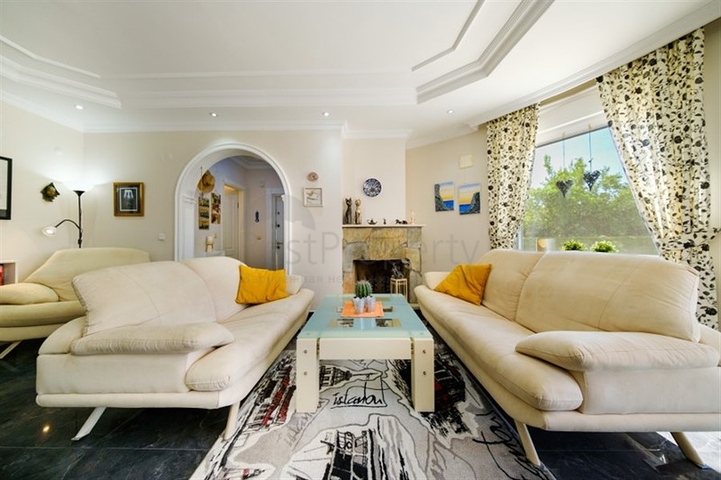 2+1 private villa in Mahmutlar area just 900m from the Mediterranean Sea