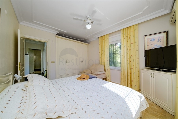 2+1 private villa in Mahmutlar area just 900m from the Mediterranean Sea