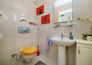 2+1 private villa in Mahmutlar area just 900m from the Mediterranean Sea