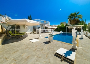 2+1 private villa in Mahmutlar area just 900m from the Mediterranean Sea