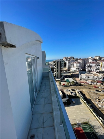 2+1 penthouse in Avsallar district