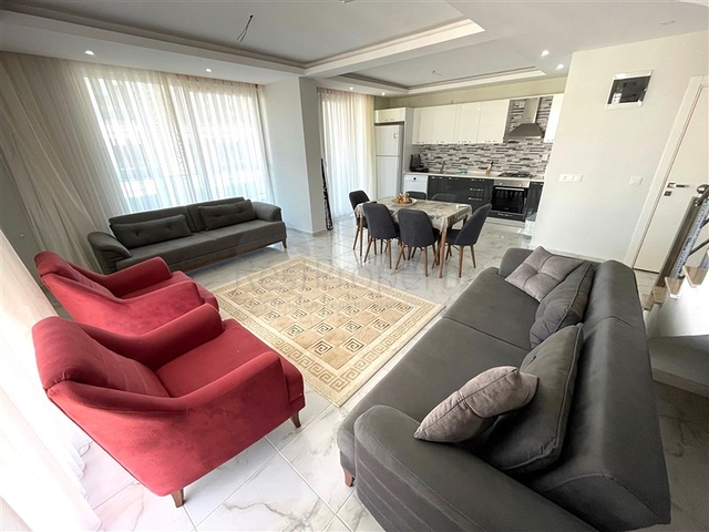 2+1 penthouse in Avsallar district