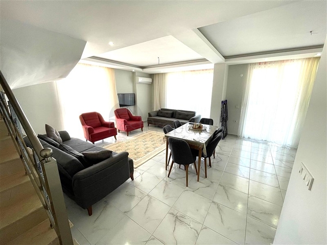 2+1 penthouse in Avsallar district