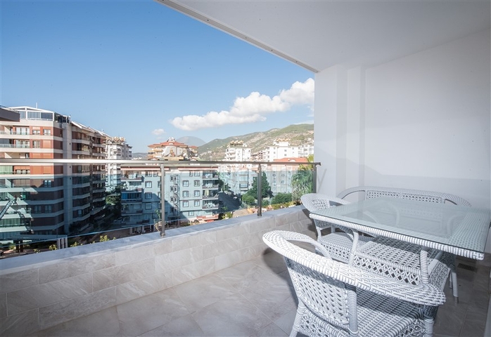 Furnished 1+1 apartment in the heart of Alanya