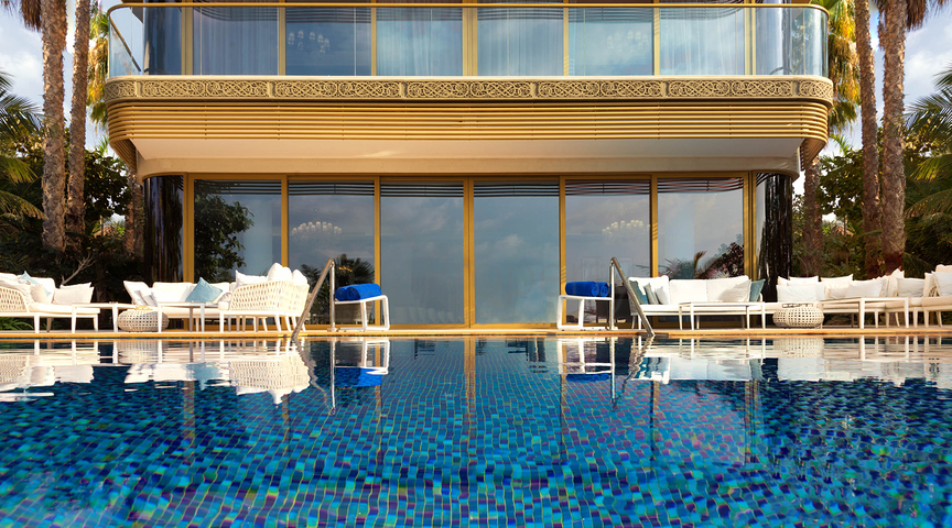 Six-storey House with luxury furniture and swimming pool in Dubai