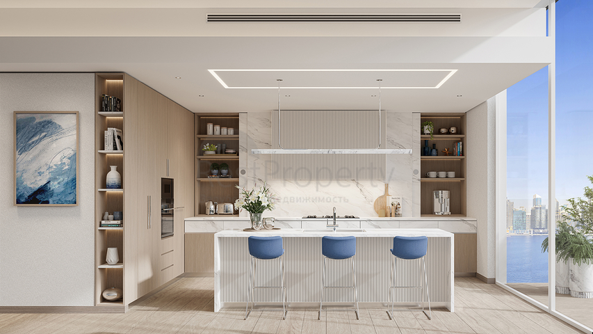 Real estate on the promenade along the canal in Business Bay