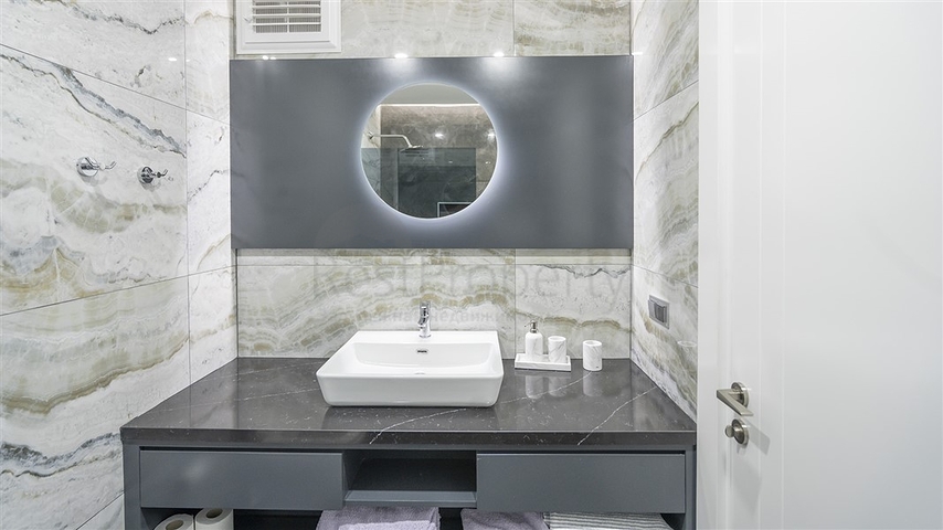 Furnished 4+1 apartment in Oba