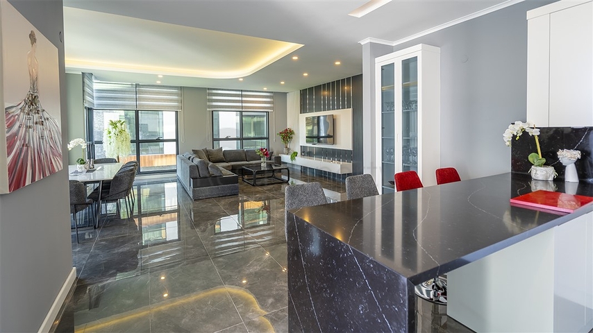 Furnished 4+1 apartment in Oba