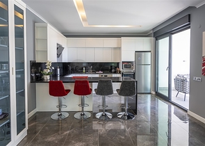 Furnished 4+1 apartment in Oba