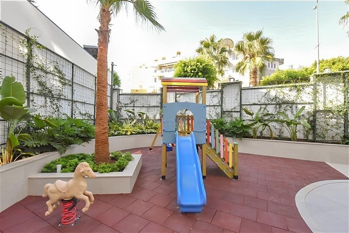 1+1 apartment 350 meters from the sea in Both directions