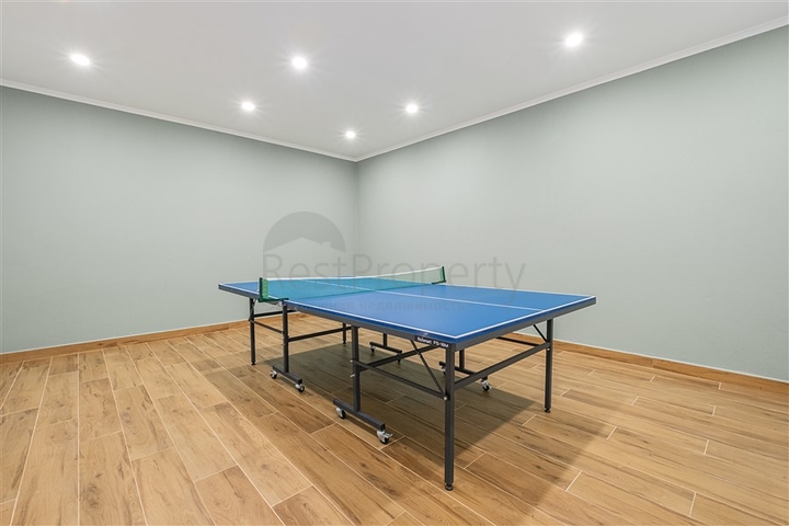 Furnished two-bedroom apartment in Kargicak district