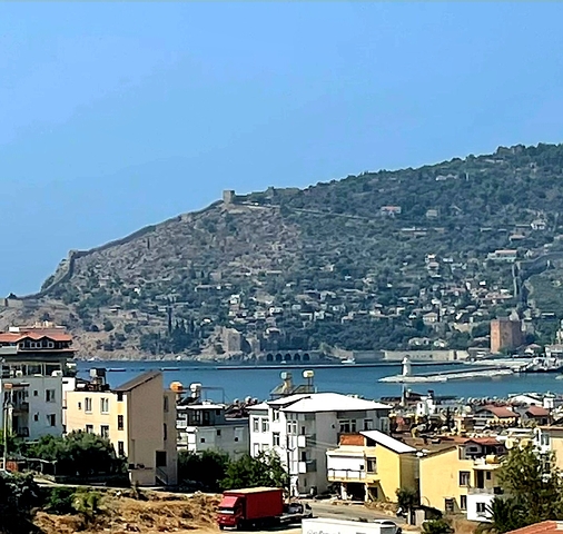 1+1 apartments with panoramic views of the Alanya Fortress