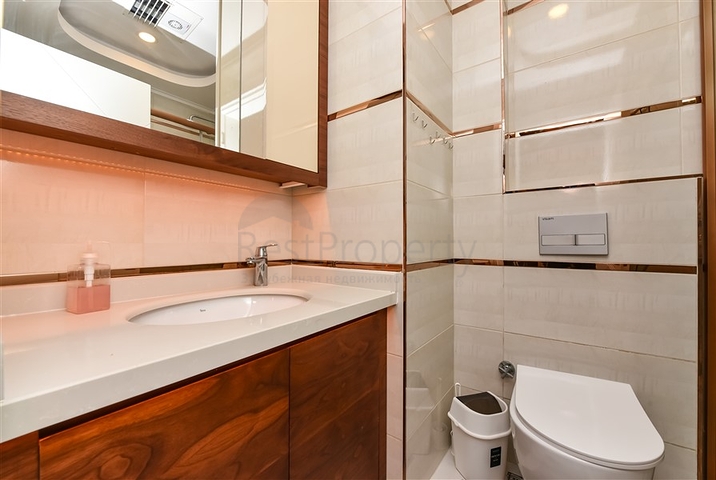 1+1 apartment in a premium complex in Mahmutlar district 