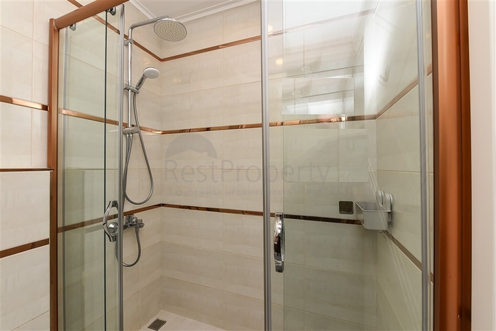 1+1 apartment in a premium complex in Mahmutlar district 