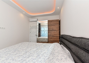 1+1 apartment in a premium complex in Mahmutlar district 