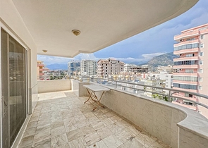 Spacious 2+1 apartment in Mahmutlar district