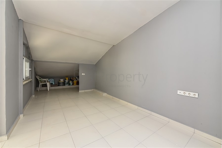 Spacious 3+1 penthouse in Mahmutlar