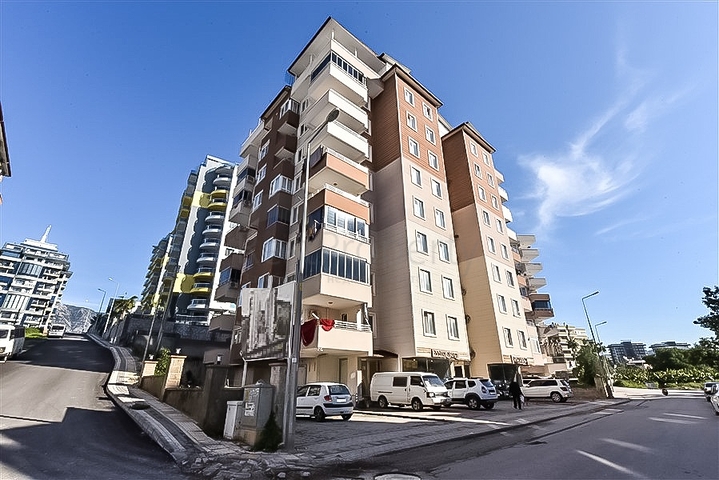 Spacious 3+1 penthouse in Mahmutlar