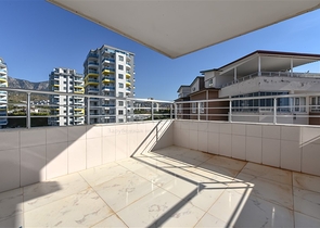 Spacious 3+1 penthouse in Mahmutlar