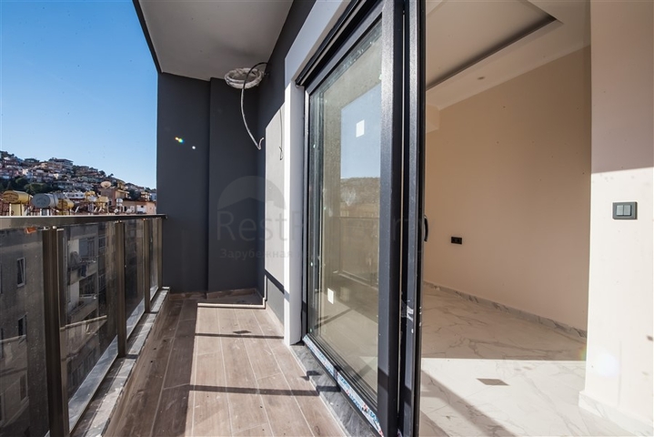 2+1 penthouse in the center of Alanya 2+1 penthouse in the center of Alanya