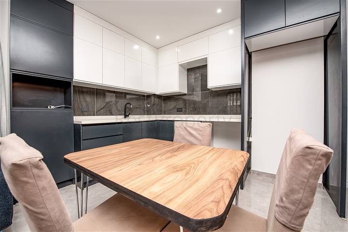 1+1 apartment in the very center of Alanya