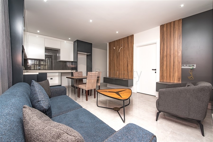 1+1 apartment in the very center of Alanya