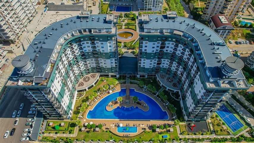 1+1 apartment in a popular residential complex in Mahmutlar district