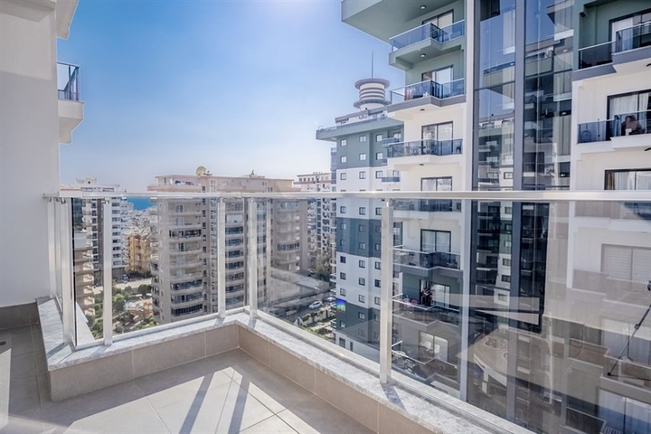 1+1 apartment in a popular residential complex in Mahmutlar district