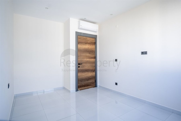 1+1 apartment in a popular residential complex in Mahmutlar district