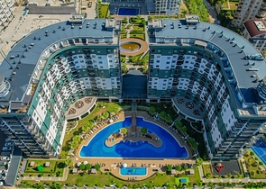 1+1 apartment in a popular residential complex in Mahmutlar district