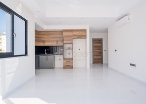 1+1 apartment in a popular residential complex in Mahmutlar district