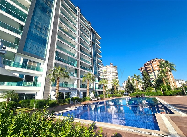 Spacious 3+1 apartment in Cikcilli district