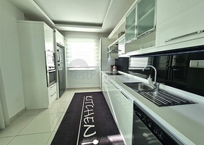 Spacious 3+1 apartment in Cikcilli district