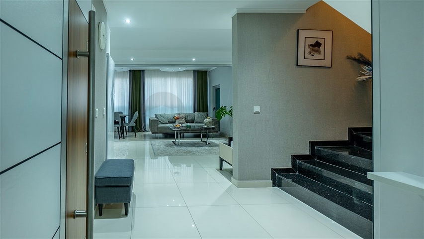 2+1 penthouse near Cleopatra Beach