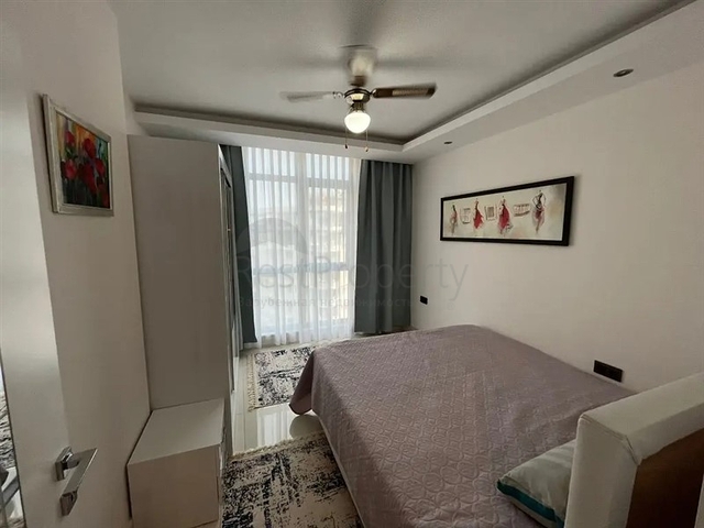  2+1 apartment 400 m from the sea in Tosmur area 