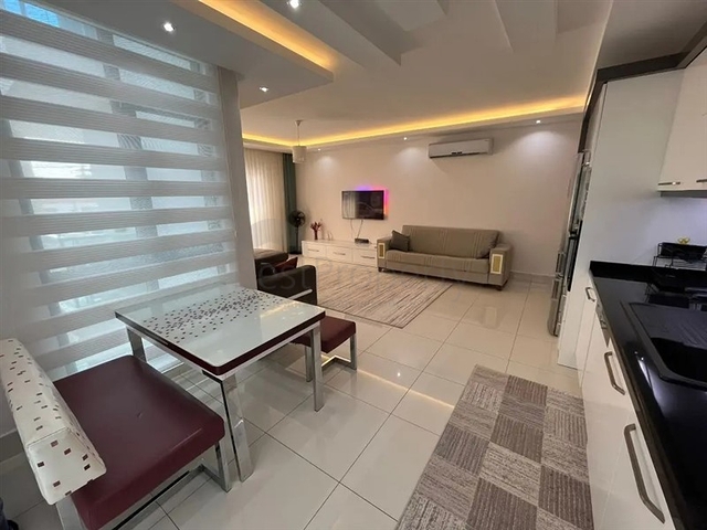  2+1 apartment 400 m from the sea in Tosmur area 