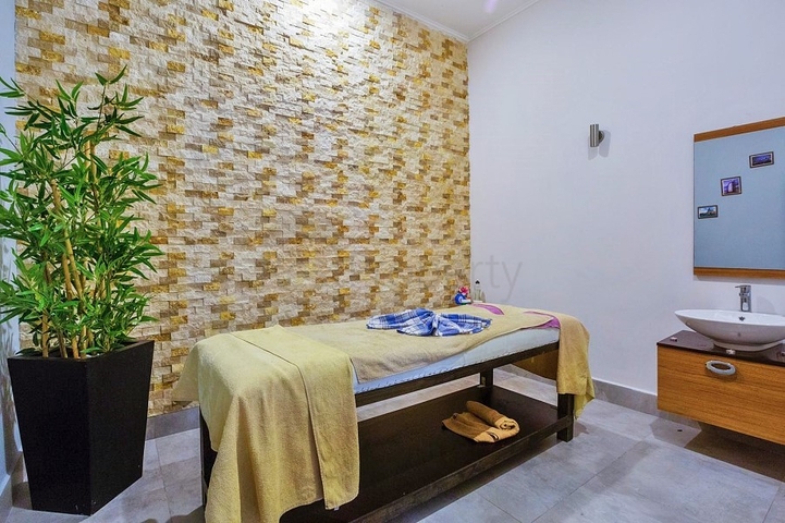  2+1 apartment 400 m from the sea in Tosmur area 