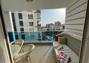  2+1 apartment 400 m from the sea in Tosmur area 