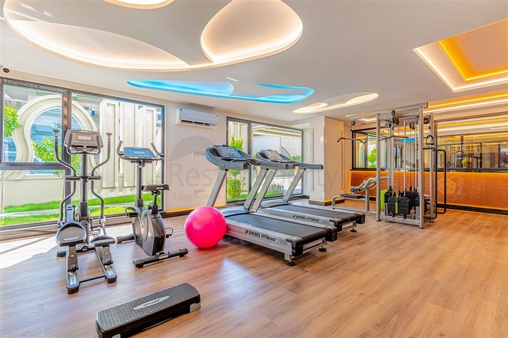 2+1 penthouse in a complex from a quality developer 