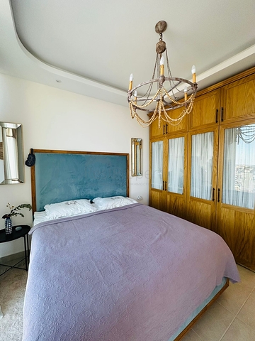 2+1 penthouse in a complex from a quality developer 