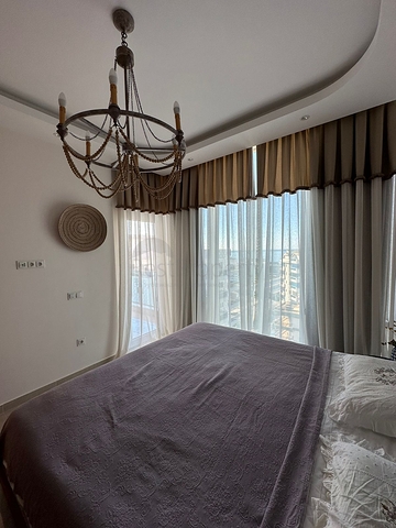 2+1 penthouse in a complex from a quality developer 