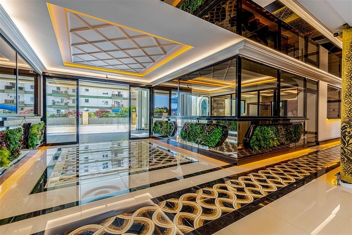 2+1 penthouse in a complex from a quality developer 