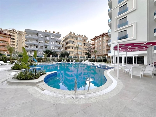 One-bedroom apartment in a new complex in the center of Alanya